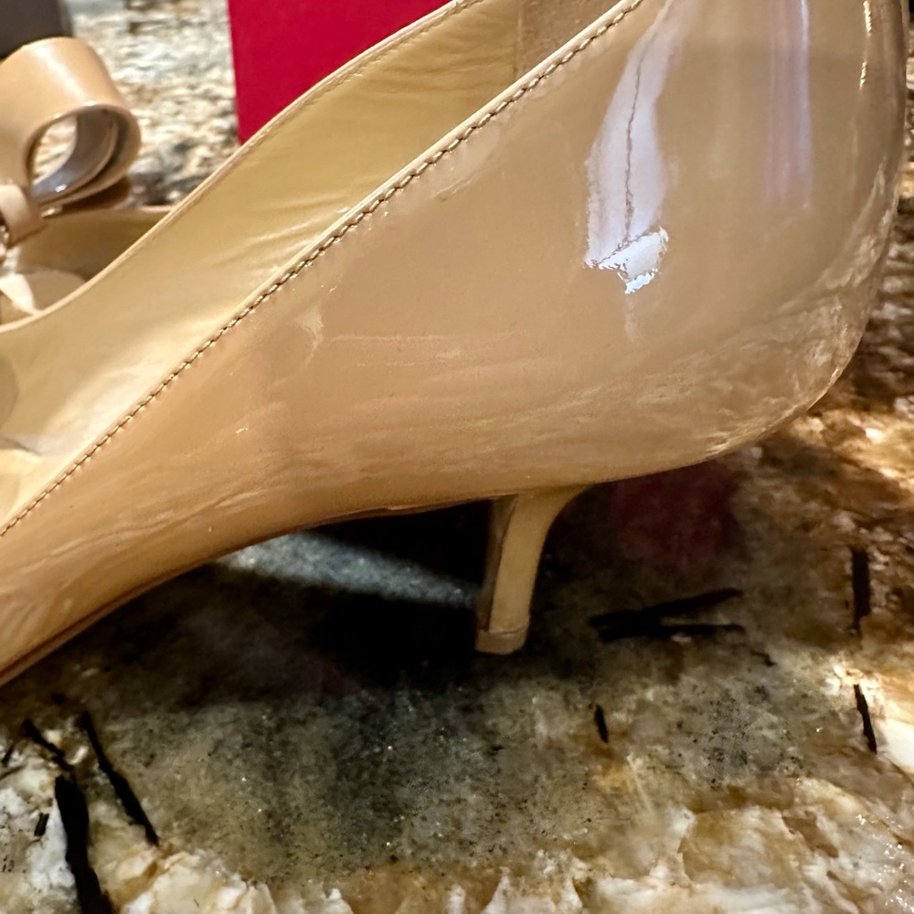 Valentino Women's Beige Bow Peep-Toe Heels - Picture 5 of 6